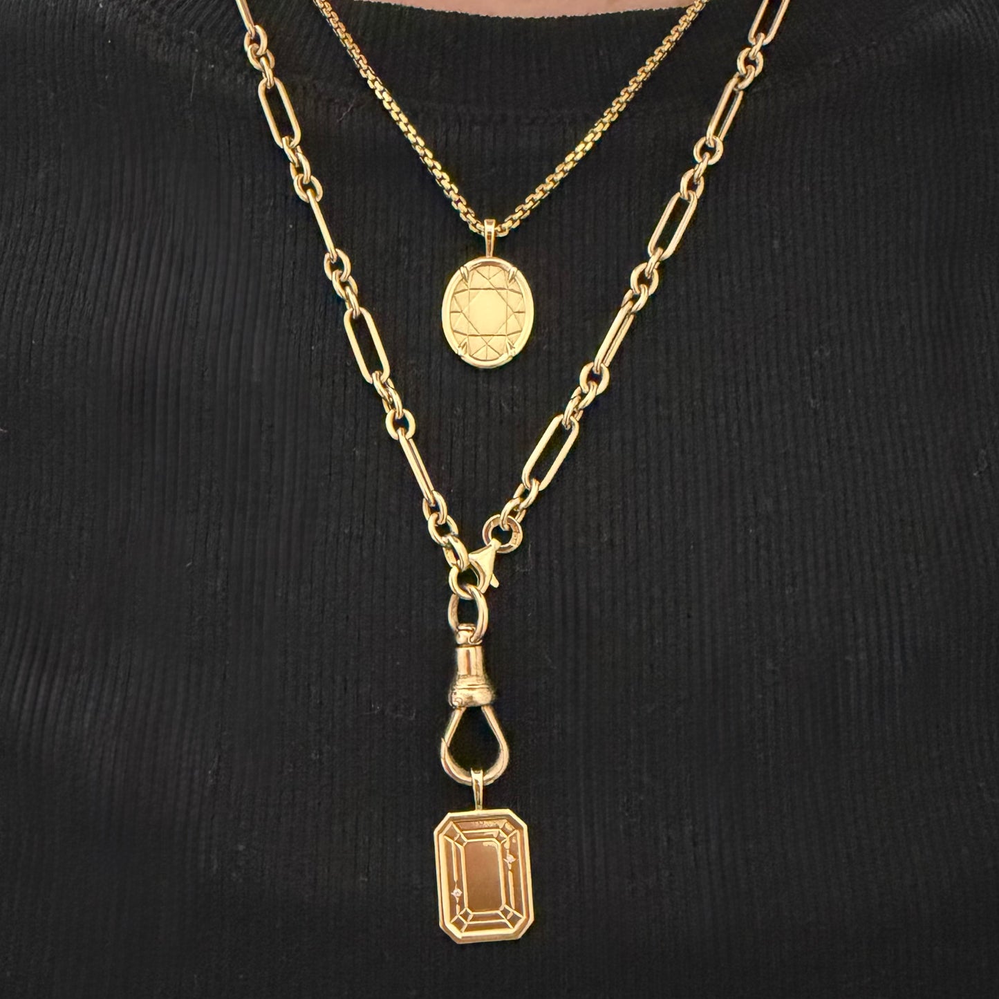 Oval Crown & Pavilion Pendant