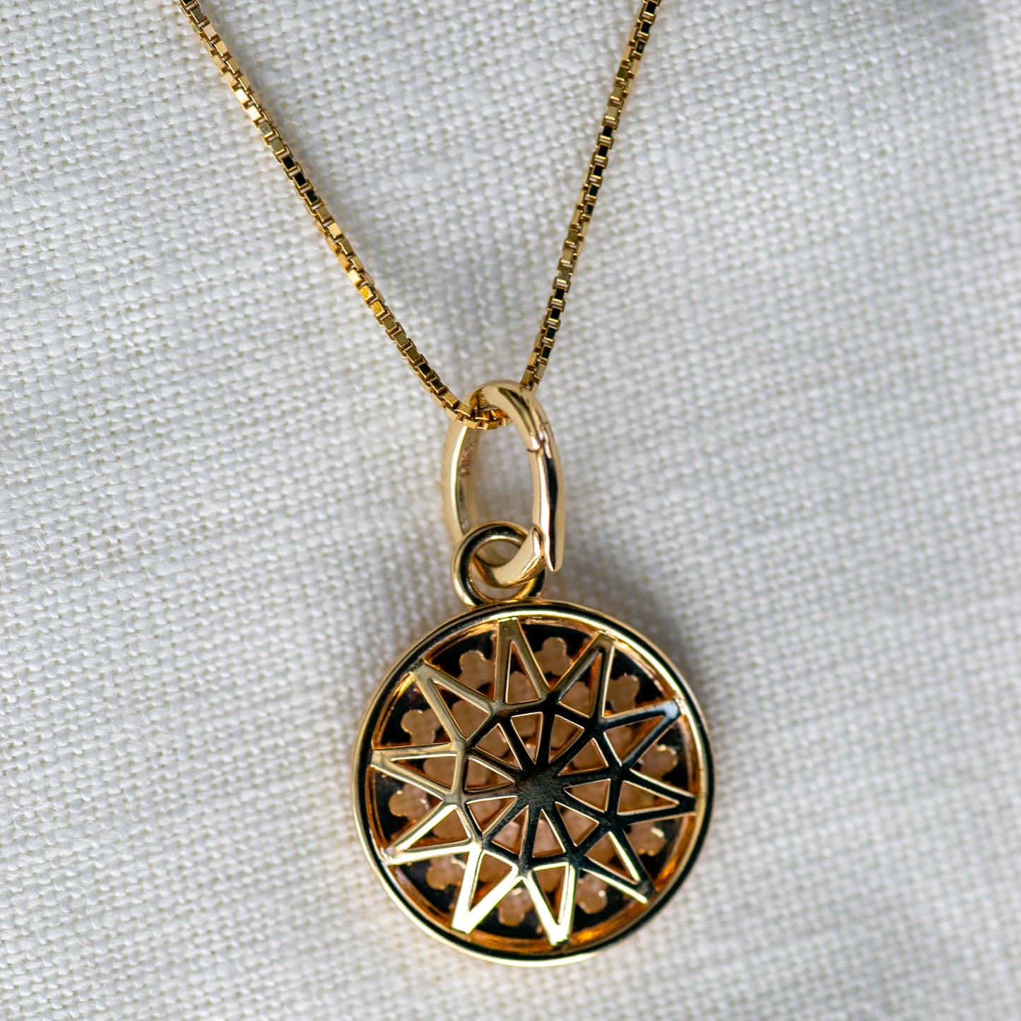 The Rosette Pendant